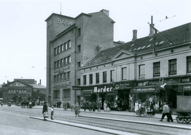 Et navn med